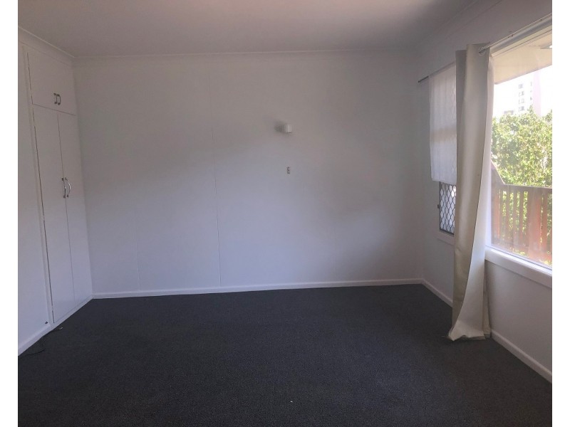 3/23 Petrie Street, Coolangatta QLD 4225