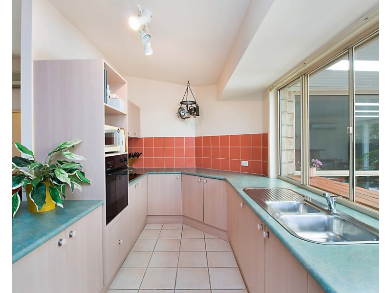 8 Firestone Drive, Banora Point NSW 2486