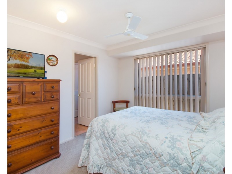 8 Firestone Drive, Banora Point NSW 2486