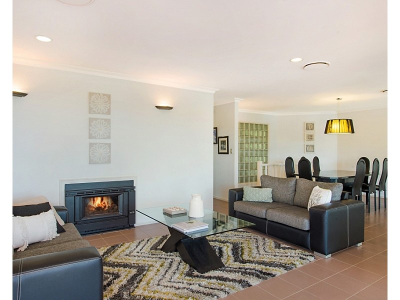 14 Sequoia Court, Banora Point NSW 2486