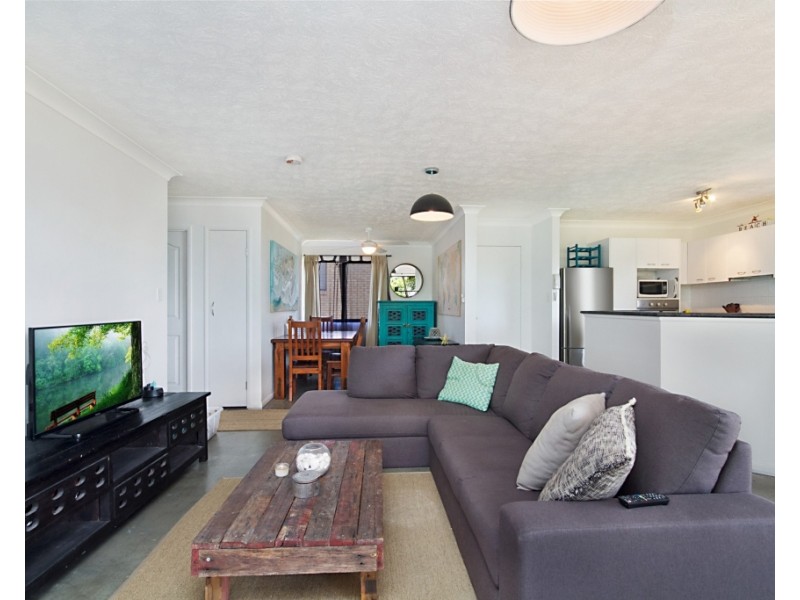 6/6 Rutledge Street, Coolangatta QLD 4225