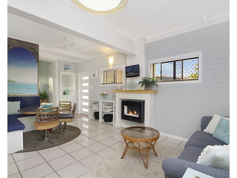 314 Coolangatta Road, Bilinga QLD 4225