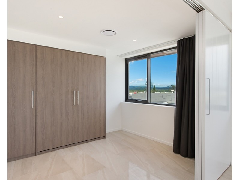 601/106 Pacific Parade, Bilinga QLD 4225