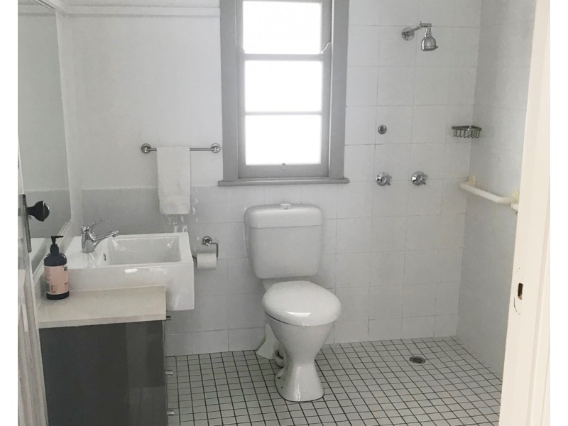 15 Appel St, Kirra QLD 4225
