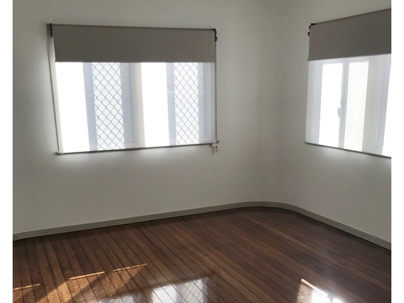 15 Appel St, Kirra QLD 4225