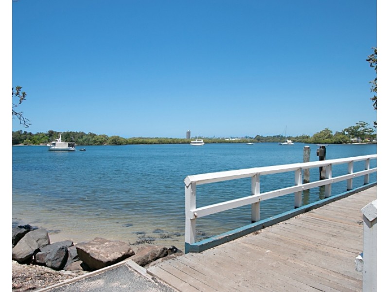 117/1 Figtree Gate, Harbour Drive, Tweed Heads NSW 2485