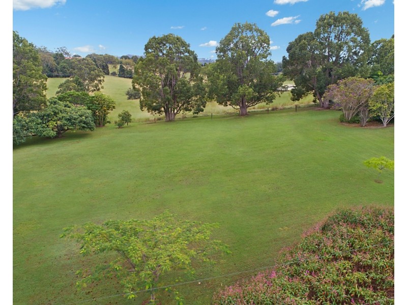 8 Balfours Road, Terranora NSW 2486