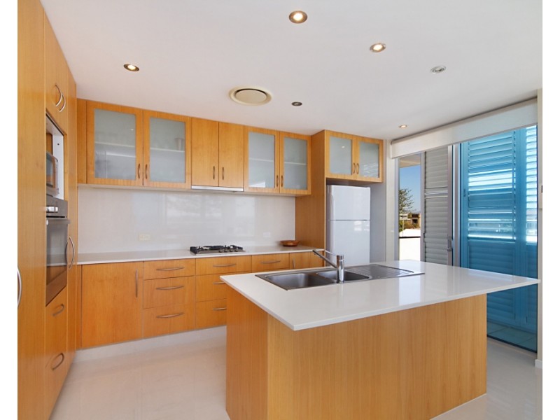 3/114 Pacific Parade, Bilinga QLD 4225