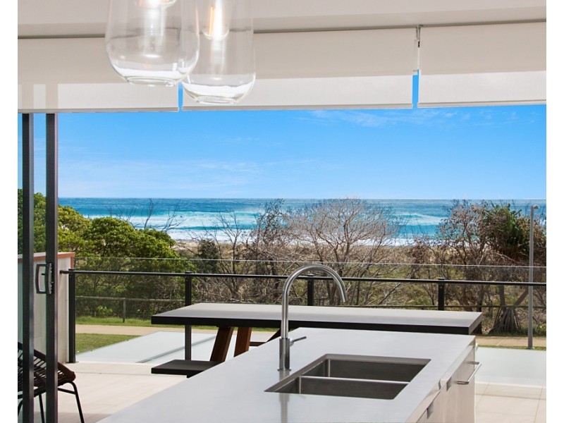 201/106 Pacific Parade, Bilinga QLD 4225