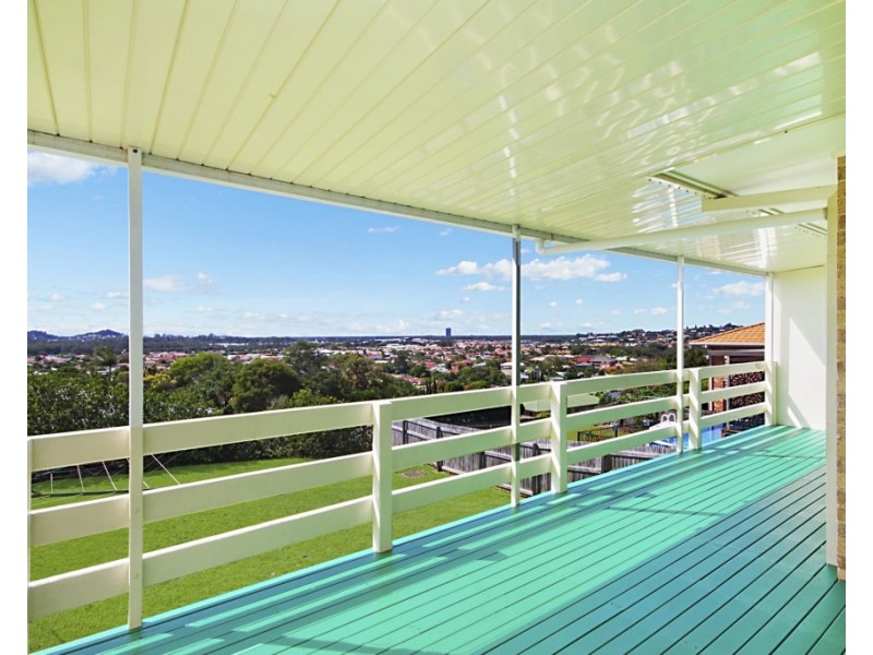 30 Oakland Parade, Banora Point NSW 2486