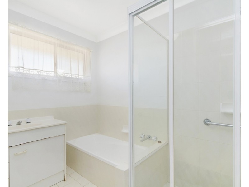 30 Oakland Parade, Banora Point NSW 2486