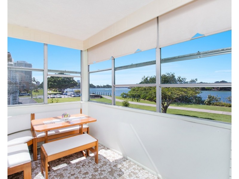 10/15-17 Ivory Crescent, Tweed Heads NSW 2485