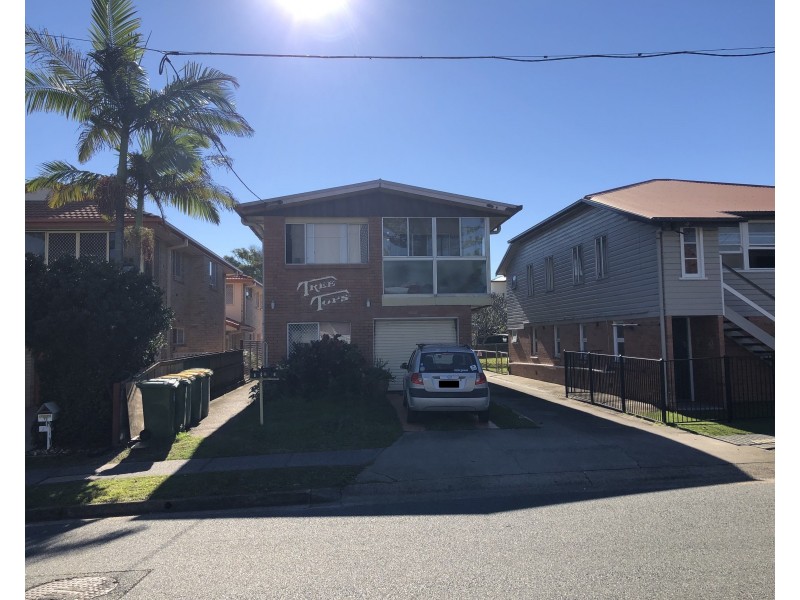 2/11 Wyberba Street, Tugun QLD 4224