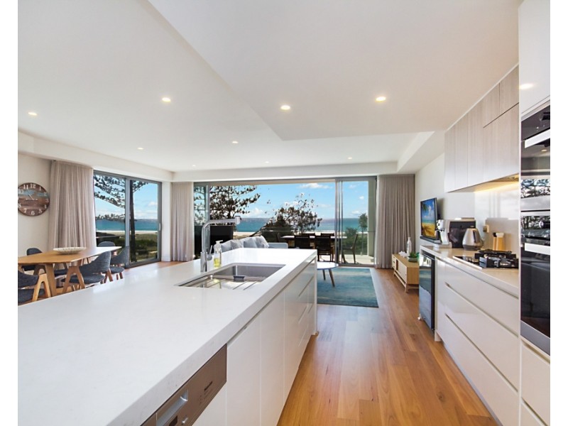 4/174 Pacific Parade, Bilinga QLD 4225