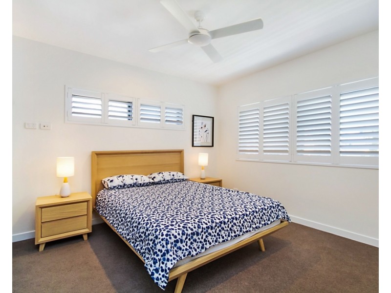4/174 Pacific Parade, Bilinga QLD 4225