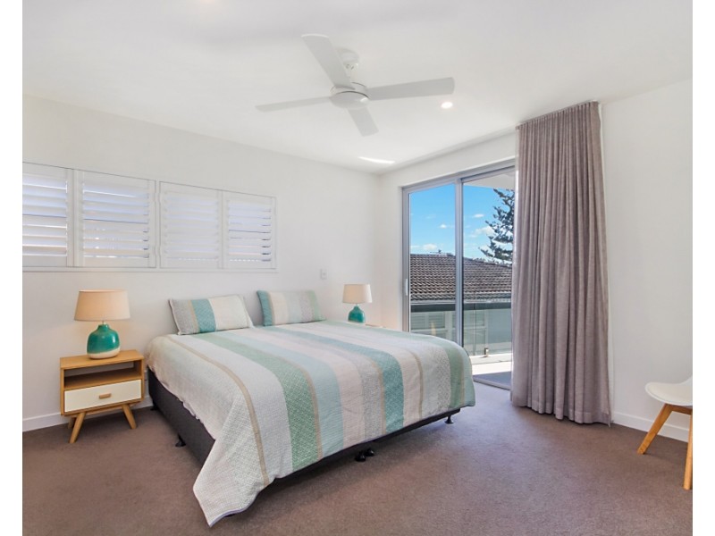 4/174 Pacific Parade, Bilinga QLD 4225