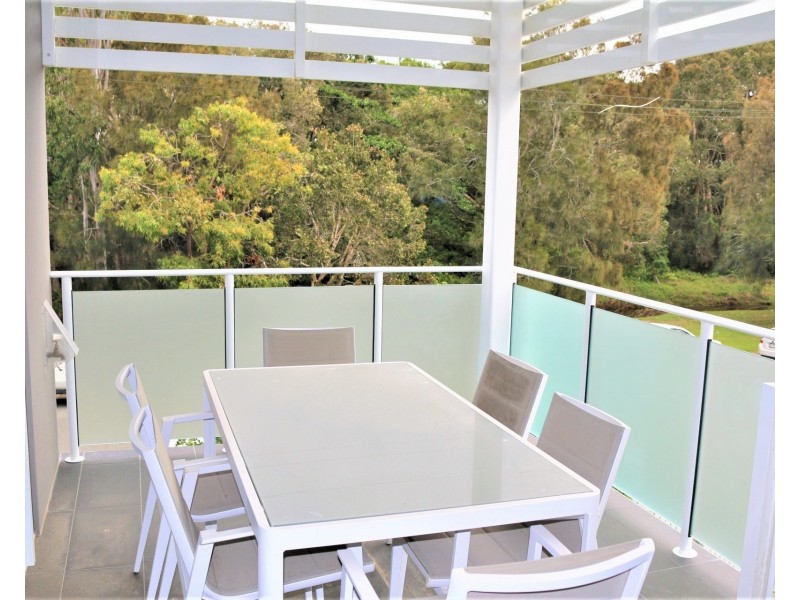 101/19 Winston Street, Kirra QLD 4225
