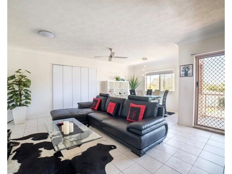4/125 Golden Four Drive, Bilinga QLD 4225