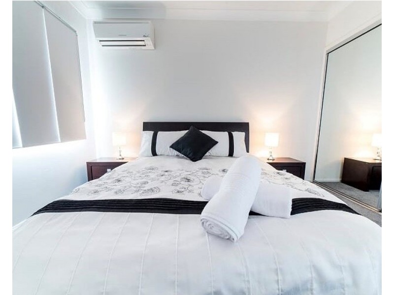 4/125 Golden Four Drive, Bilinga QLD 4225