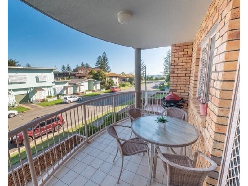 4/125 Golden Four Drive, Bilinga QLD 4225
