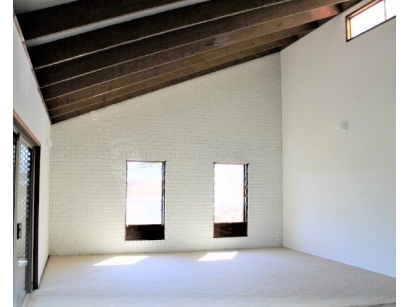 12 Dinjirra Court, Tugun QLD 4224