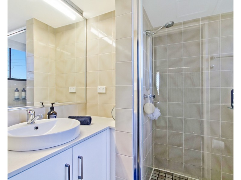 25/387 Golden Four Drive, Tugun QLD 4224