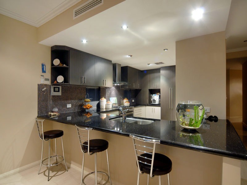 25 Vestia Walk, Stirling WA 6021