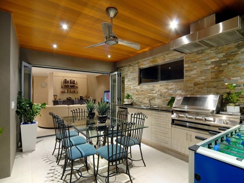 25 Vestia Walk, Stirling WA 6021