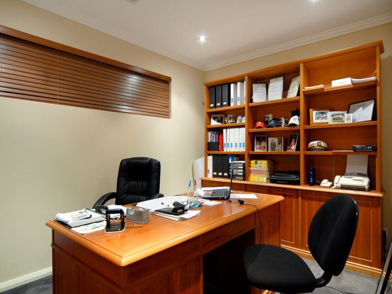 25 Vestia Walk, Stirling WA 6021