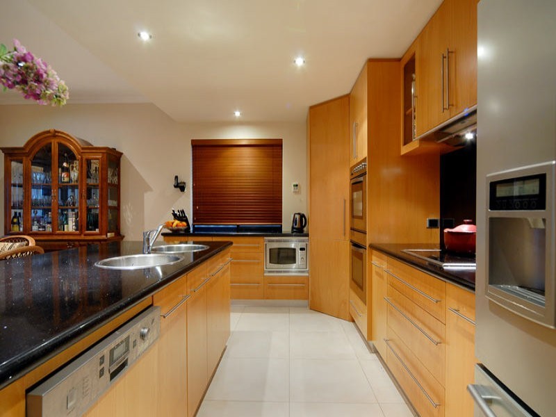 5 Sandrigo Way, Stirling WA 6021