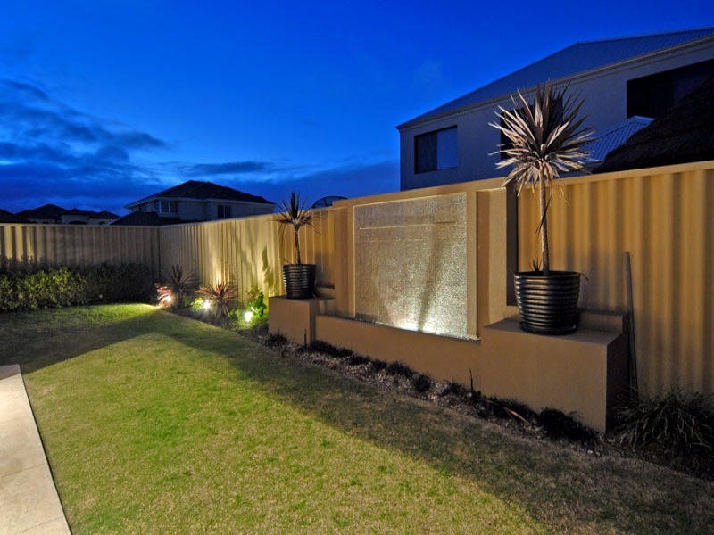 5 Sandrigo Way, Stirling WA 6021