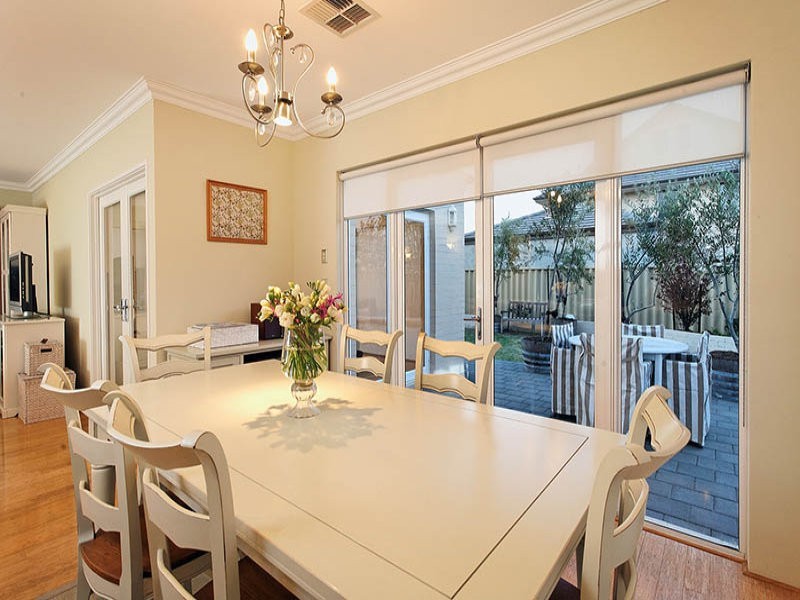 9 Sandrigo Way, Stirling WA 6021