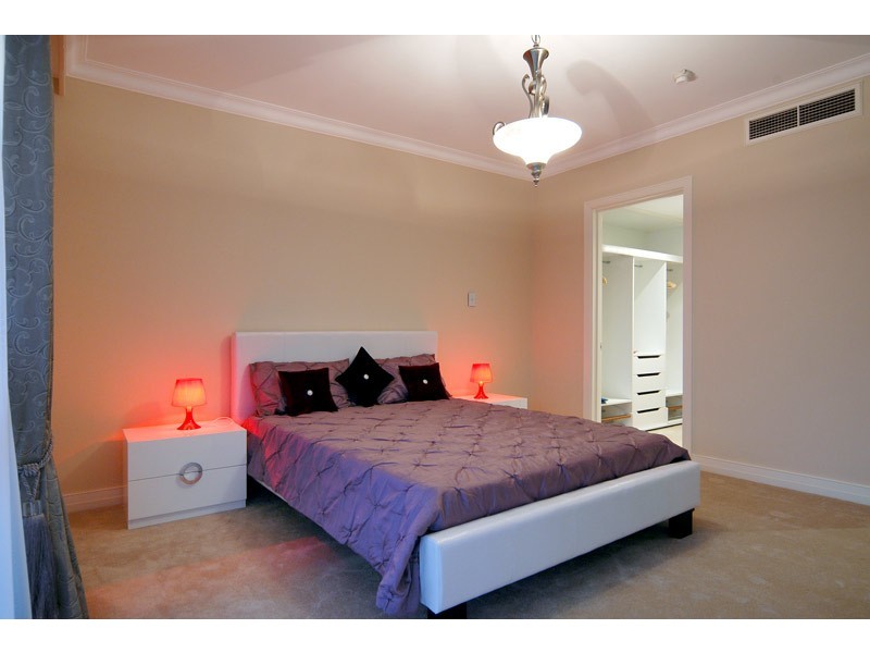 42/3 Park Avenue, Crawley WA 6009