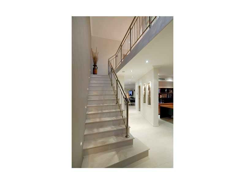 101 Roselea Boulevard, Stirling WA 6021