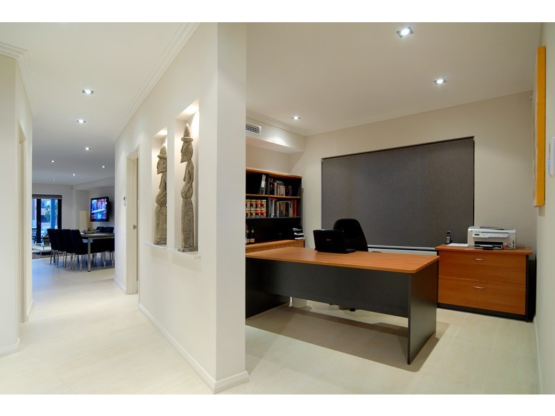 101 Roselea Boulevard, Stirling WA 6021