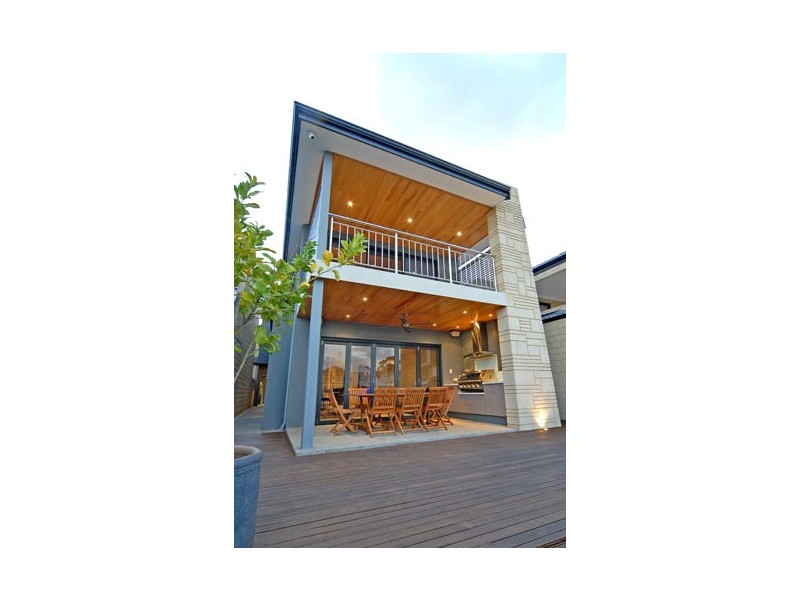 101 Roselea Boulevard, Stirling WA 6021