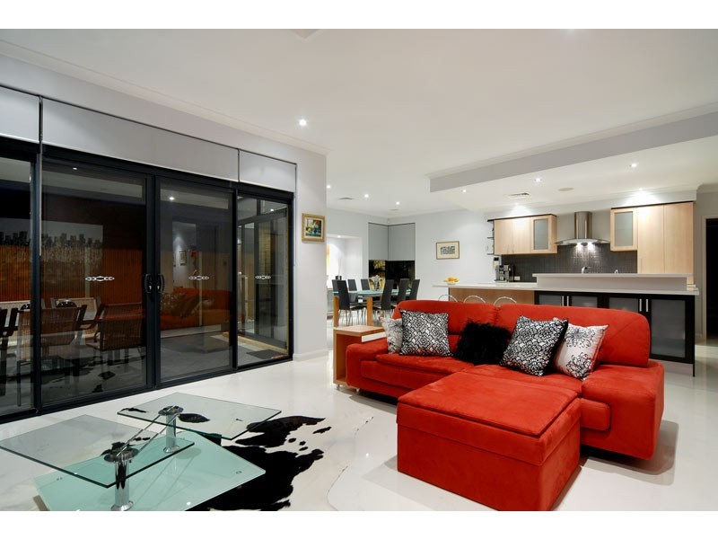 14 Heliconia Turn, Stirling WA 6021