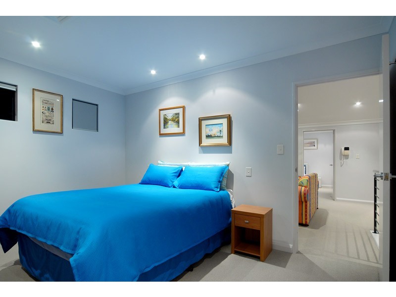 14 Heliconia Turn, Stirling WA 6021