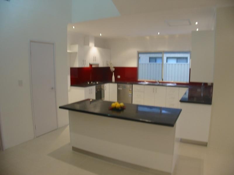 58 Dumbarton Road, Canning Vale WA 6155