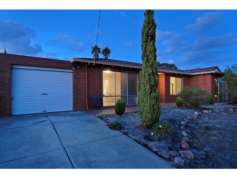 4 Nekaya Way, Duncraig WA 6023