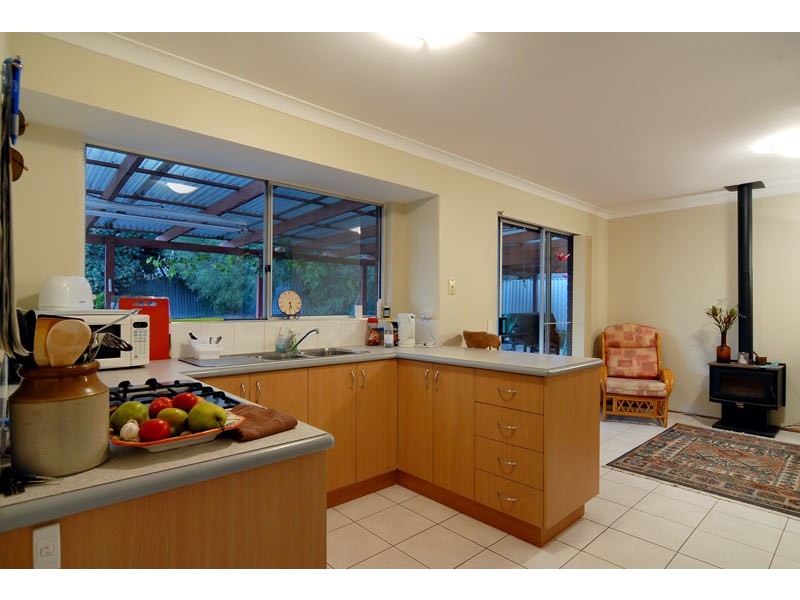 4 Nekaya Way, Duncraig WA 6023