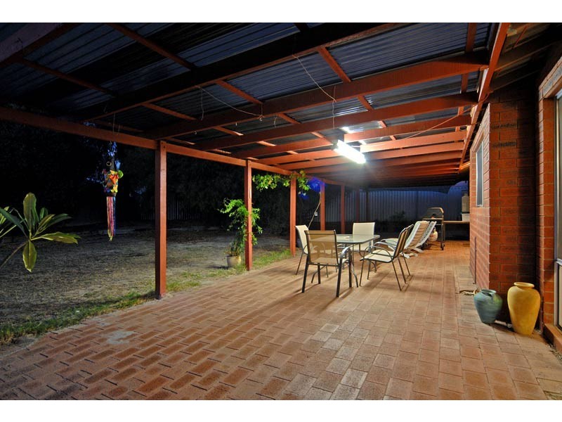 4 Nekaya Way, Duncraig WA 6023