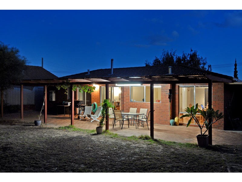 4 Nekaya Way, Duncraig WA 6023