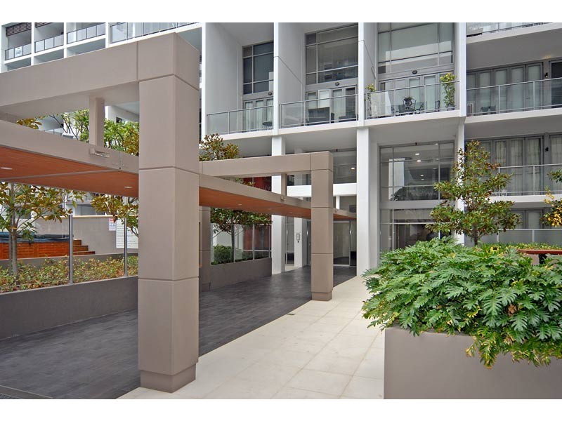 60/151 Adelaide Terrace, East Perth WA 6004