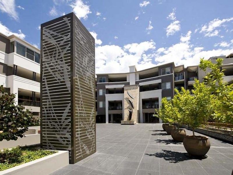 111/40 Saint Quentins Avenue, Claremont WA 6010