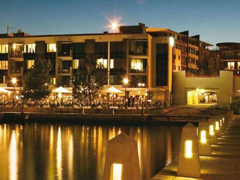 63/28 Wellington Street, East Perth WA 6004