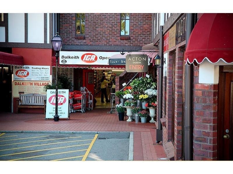 8B Alexander Road, Dalkeith WA 6009