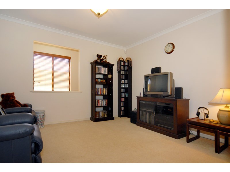 4/57 Latrobe Street, Yokine WA 6060
