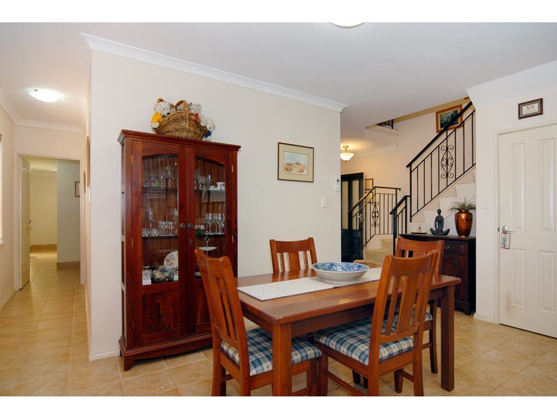 4/57 Latrobe Street, Yokine WA 6060