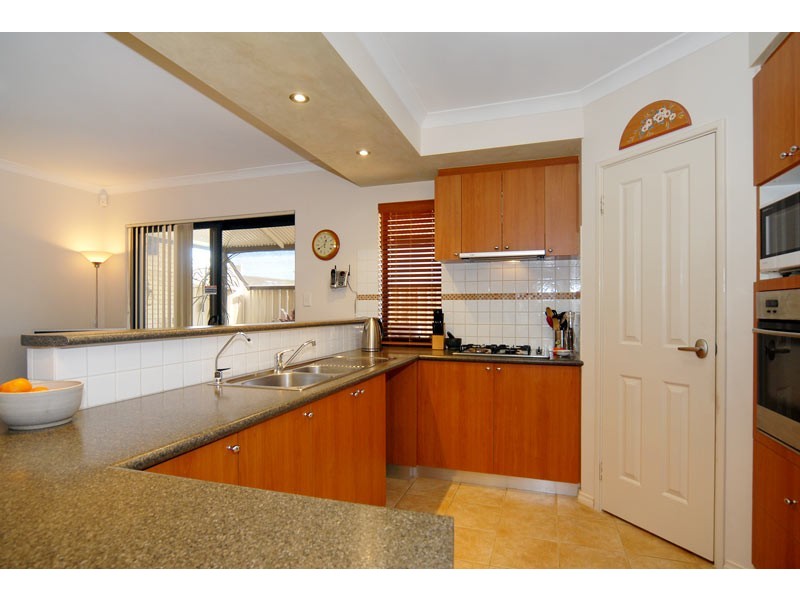 4/57 Latrobe Street, Yokine WA 6060